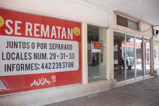 En coma profundo. Plaza de las Américas se niega a morir