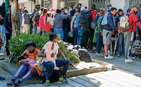 Bancarizan a 12 mil refugiados en México