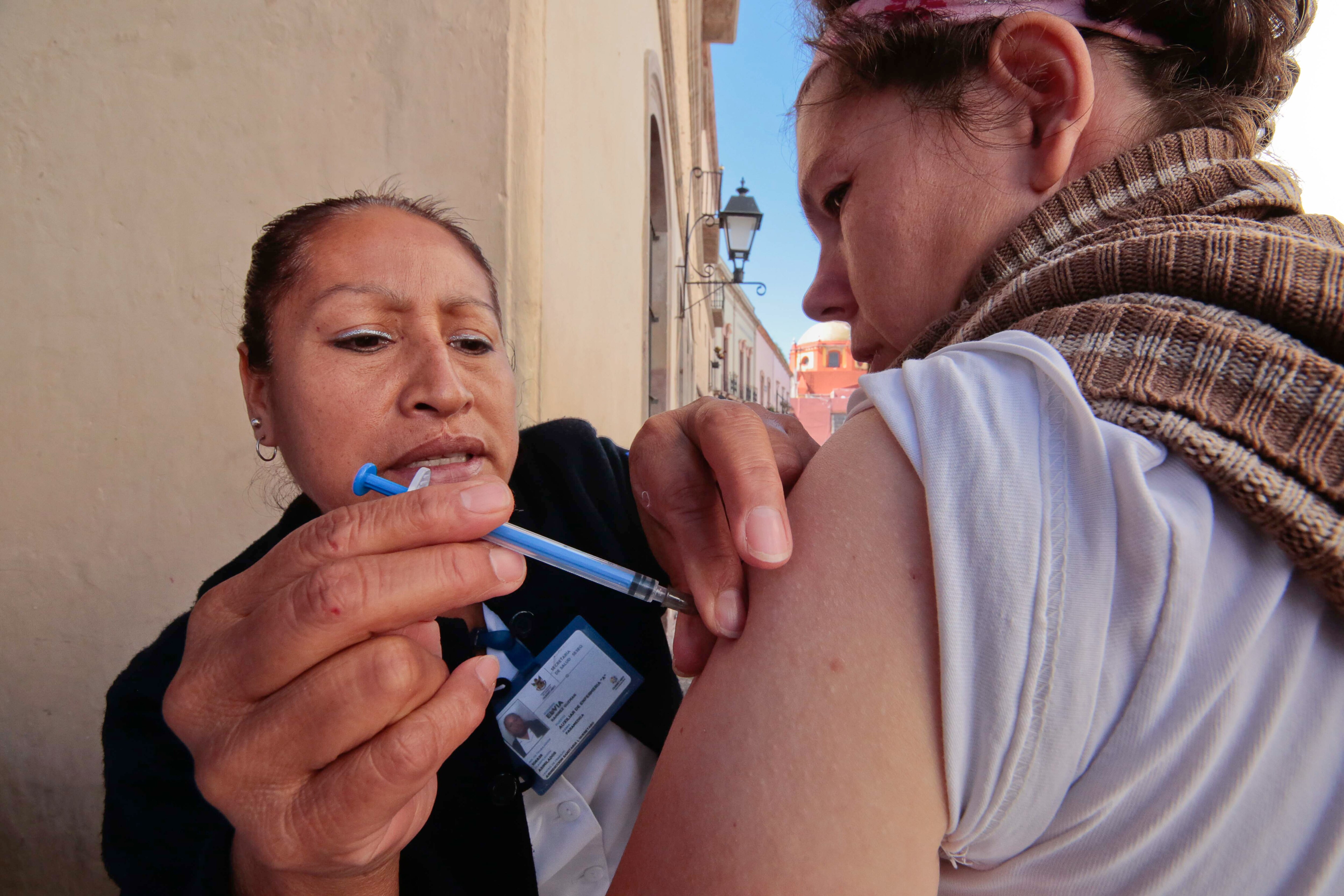 Se aplicó vacuna contra influenza a 505,109 personas