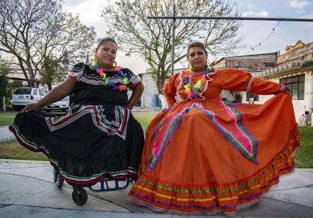 Con ritmo, gracias al baile han logrado recuperar su esencia
