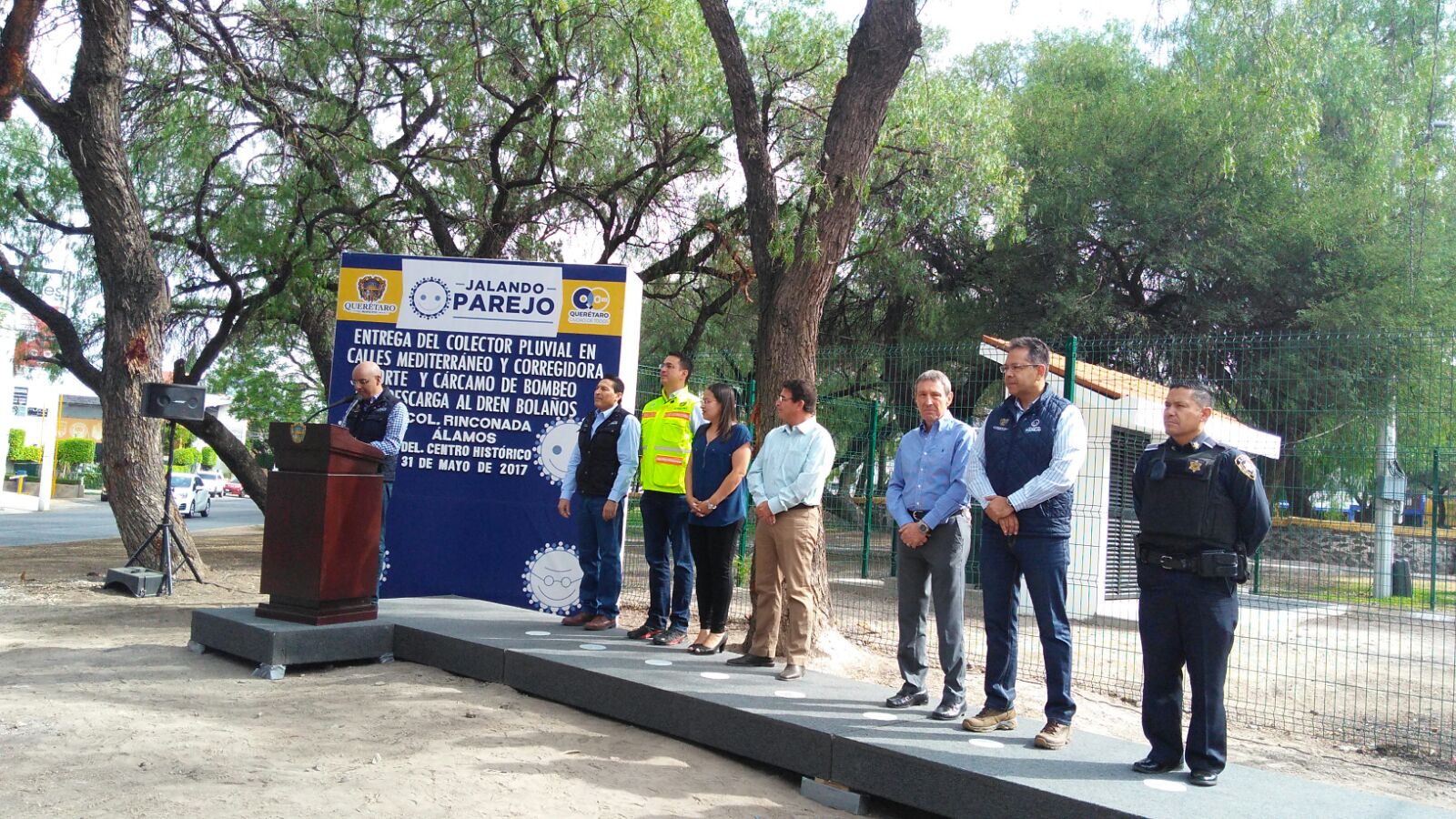 Entregan dos obras pluviales en la capital