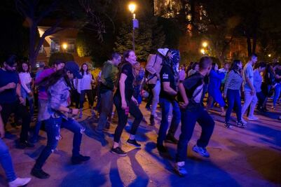 Los sábados son de baile en el Jardín Zenea