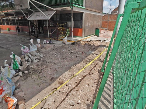 50% de escuelas con grave deterioro no se han atendido: Vega