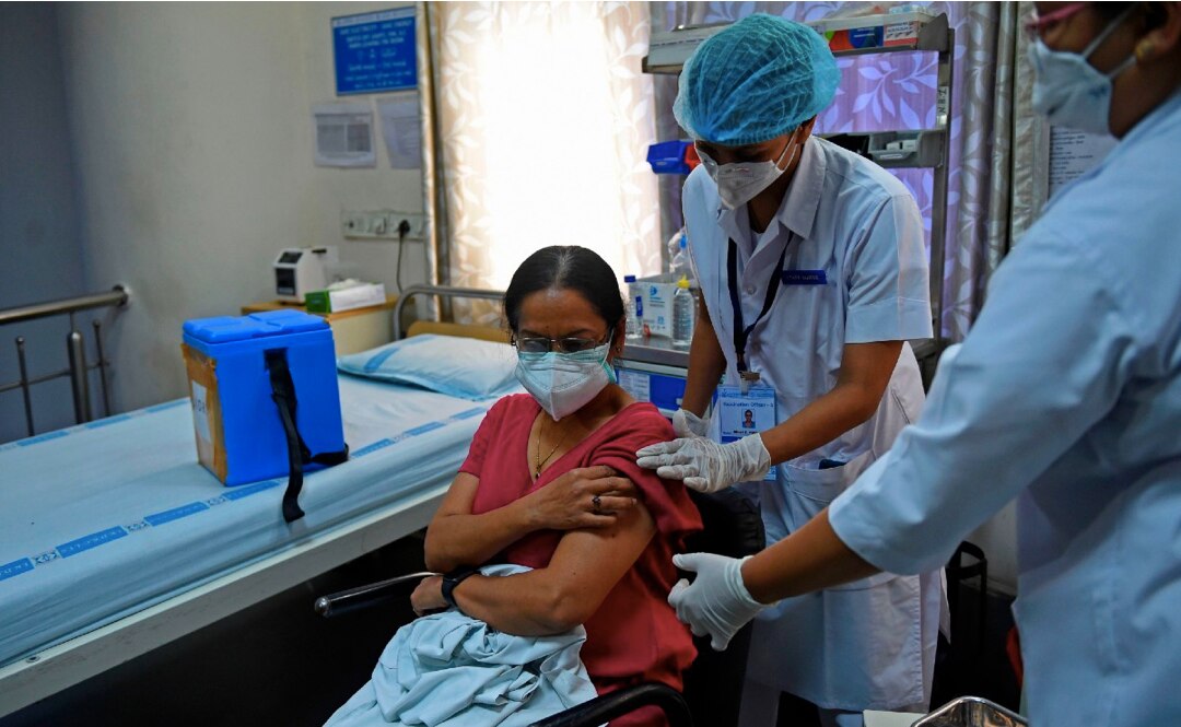 India arranca campaña de vacunación contra el Covid-19