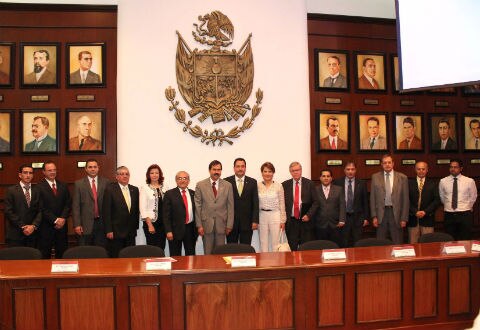 Refuerzan vinculación con sector educativo