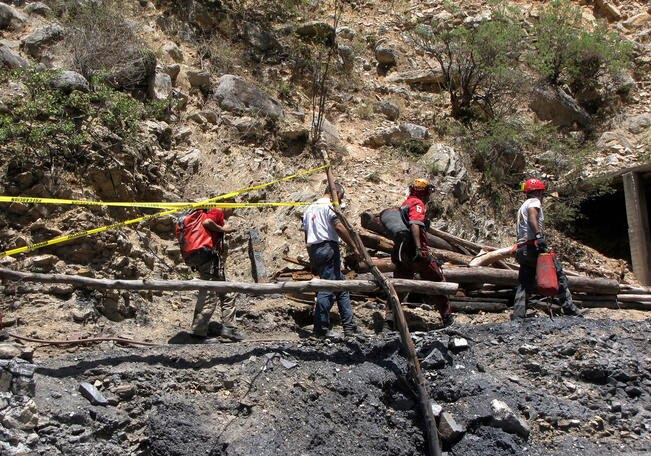 Advierten que la minería no autorizada o clandestina es una de las irregularidades que acontecen en la zona serrana del estado con mayor frecuencia; la sanciones a la actividad van de 5 mil a 150 mil pesos (ESPECIAL)