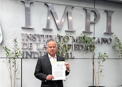 Denuncia Santiago Nieto ante IMPI uso de logo federal en espectaculares contra el Tren México-Querétaro