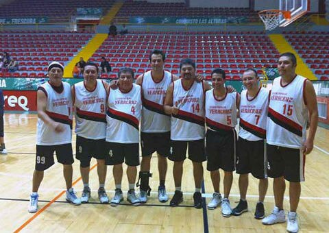 Inicia Torneo de Veteranos de Basquet