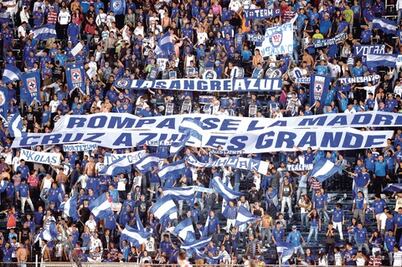 Protestas vs Cruz Azul por falta de entrega