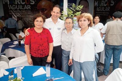 Ofrecen microcréditos a empresarias