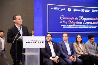 Reconocen a empresas libres de corrupción
