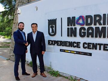 Luis Nava está de gira por Madrid; presentó el proyecto BLOQUE