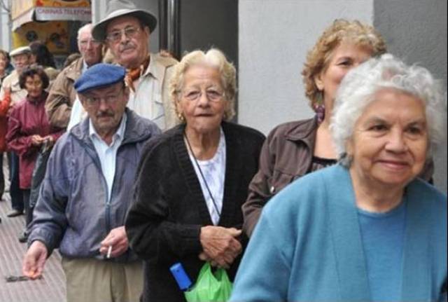 Mujeres, segmento más vulnerable a pensiones
