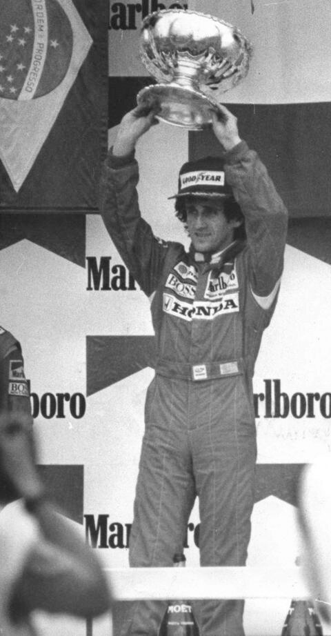 Prost le ganó duelo a Senna