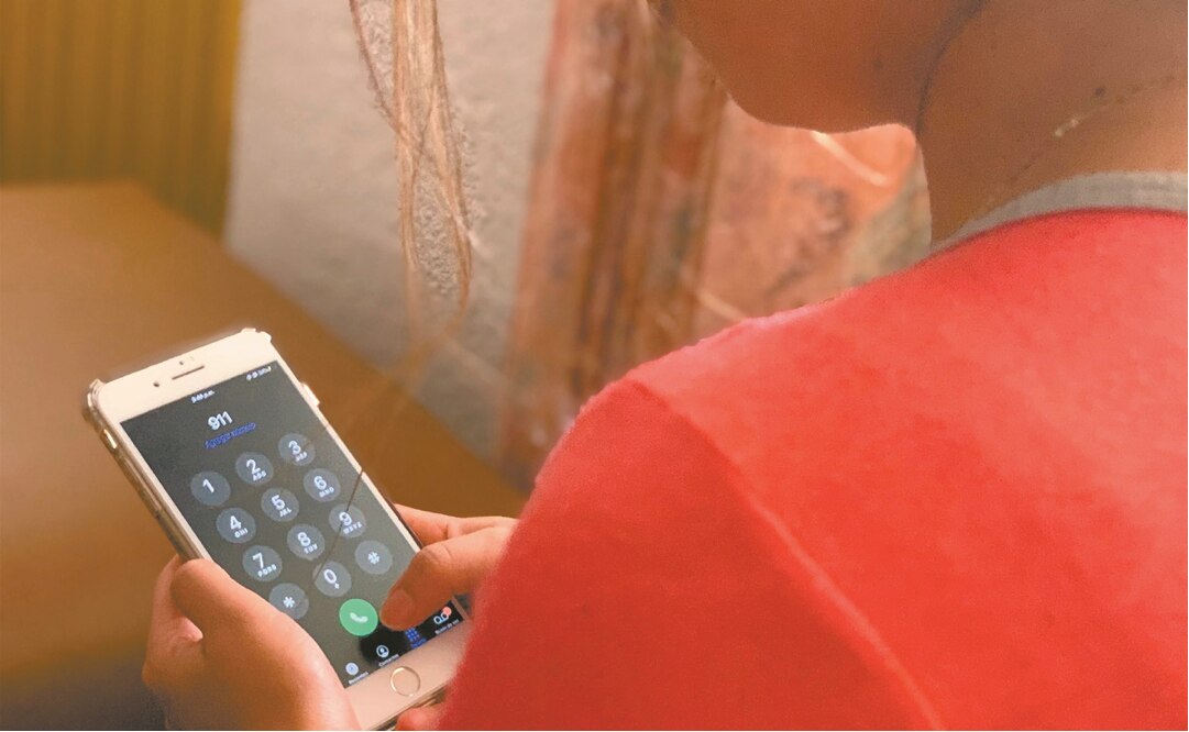 Joven graba mientras avienta a un abuelito por reto en redes sociales en Chiapas