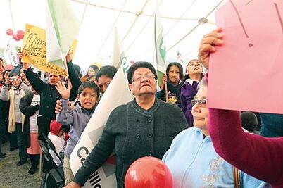 Niegan “acarreados” en registros del PRI