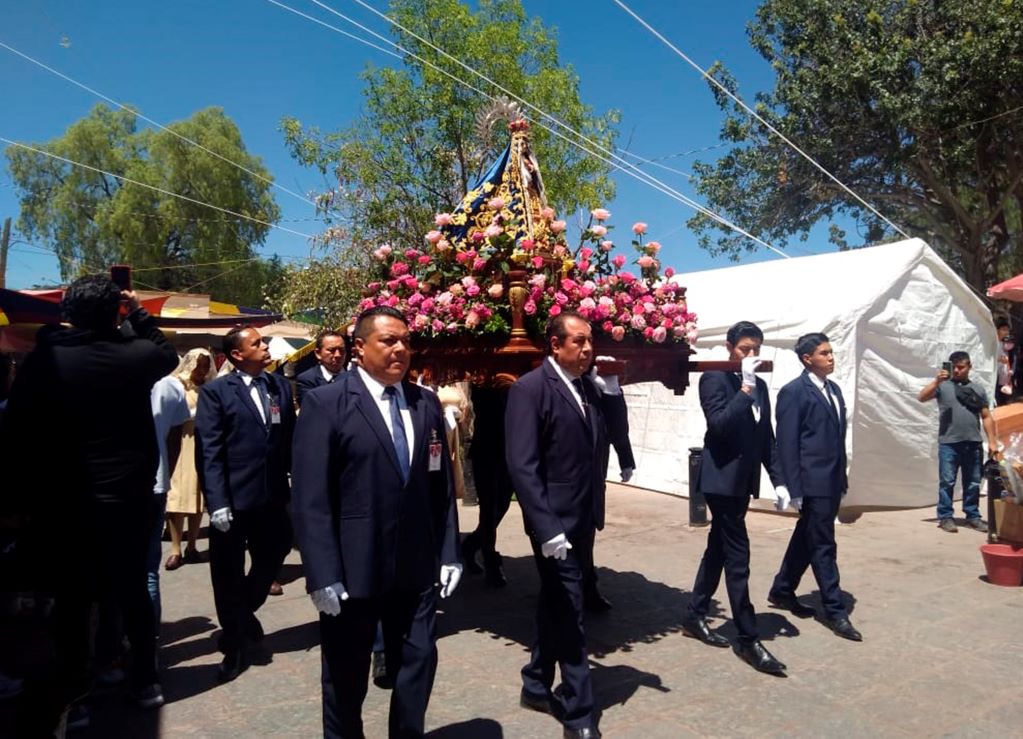Se preparan para la fiesta de Dolores de Soriano