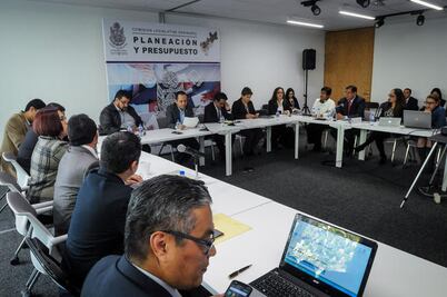 Legislativo y Judicial van por presupuestos altos