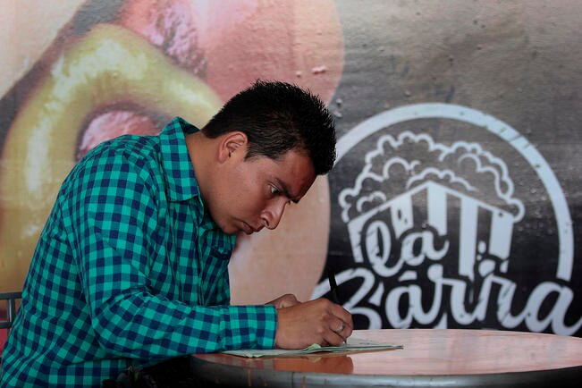 Con carencias, 83% de los jóvenes: Palacios