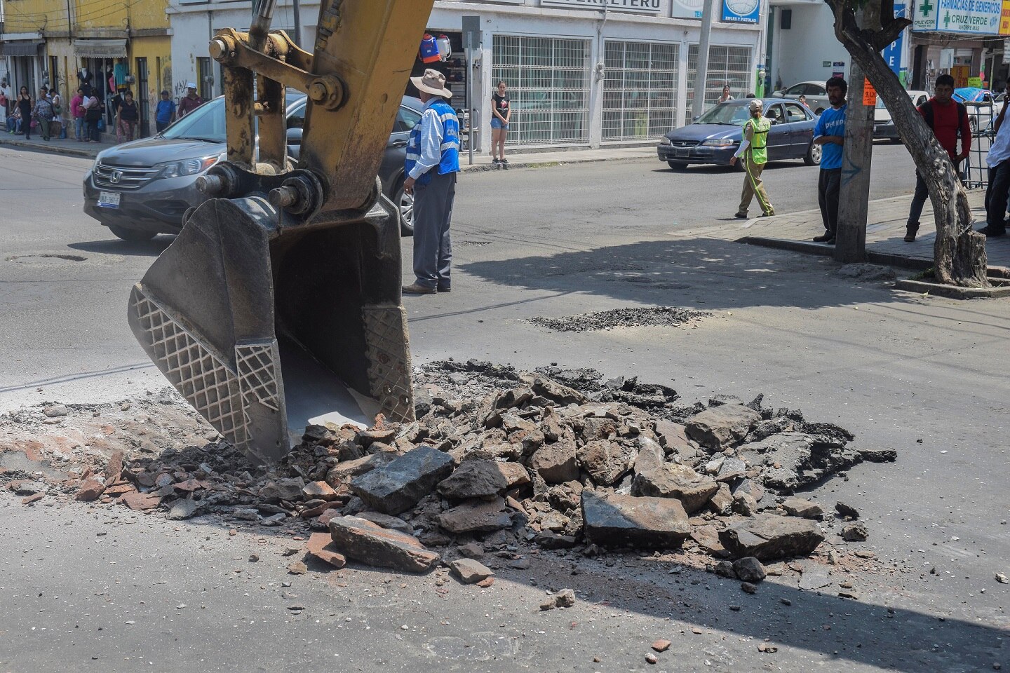 Avalan hacer siete obras más en Querétaro