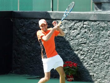 Festejan jugando en competencias