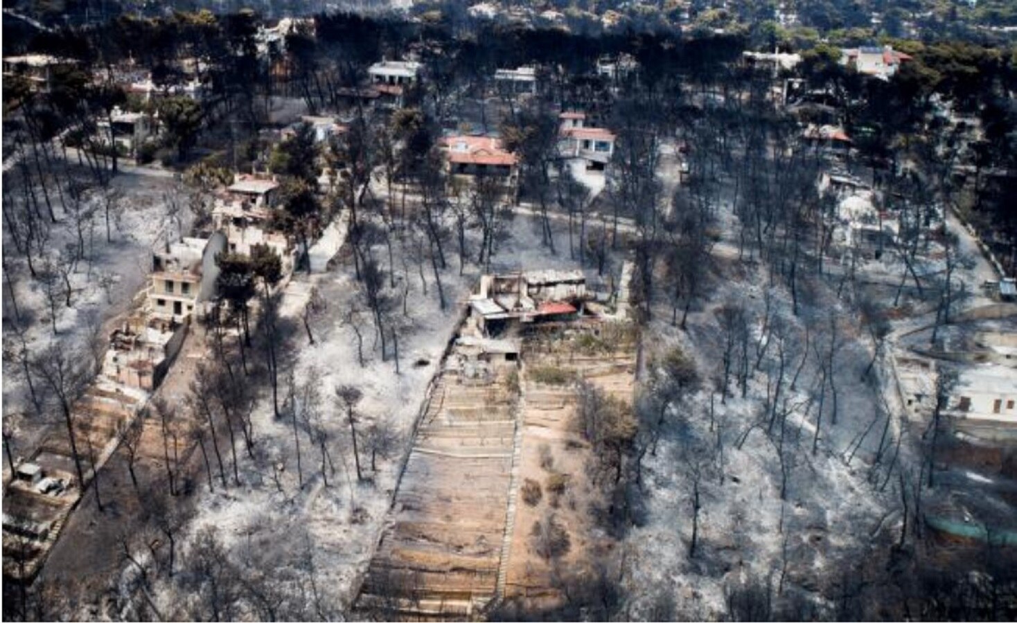 Suman 80 muertos y decenas de desaparecidos por incendios en Grecia