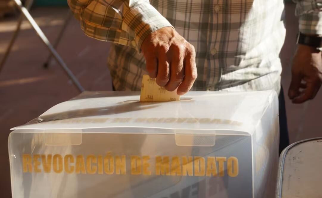Jornada de votación por la revocación de mandato del gobernador de Oaxaca, Salomón Jara Cruz, este domingo 25 de enero de 2026. Foto: Edwin Hernández/ EL UNIVERSAL
