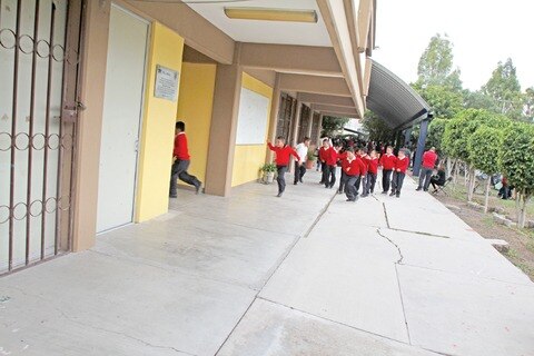 Inician clases 461 mil de educación básica