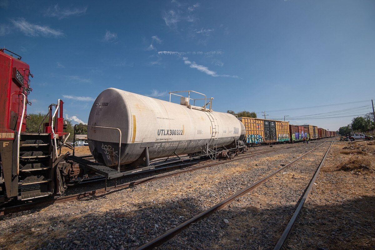 Se descarrila tren en San Juan del Río