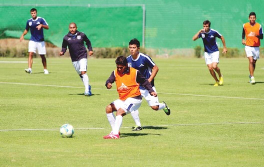 En Gallos Blancos, la esperanza no muere