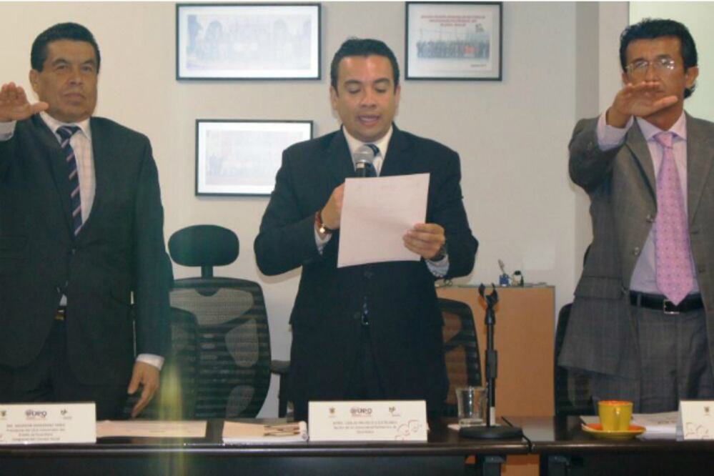 Rinde protesta Consejo Social de la UPQ