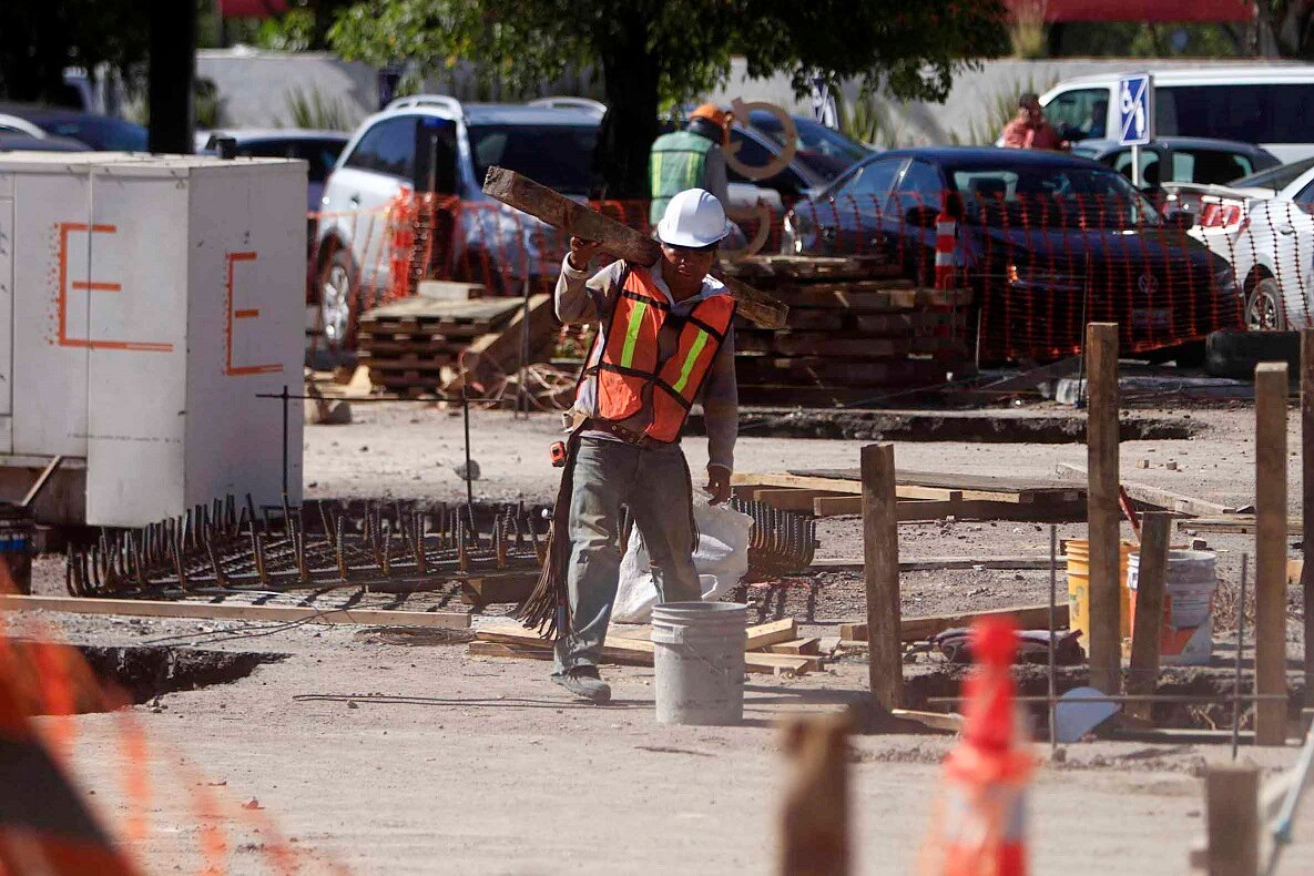 En un reporte emitido por la dependencia, se detalló que el salario base en la delegación es de $391.5 al día. Foto: Archivo
