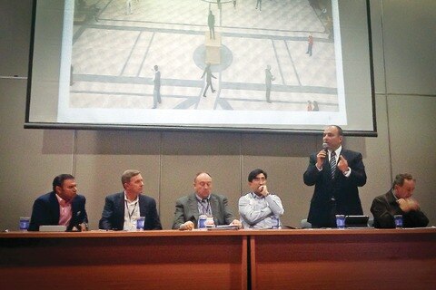 Presenta Loyola plan de conectividad