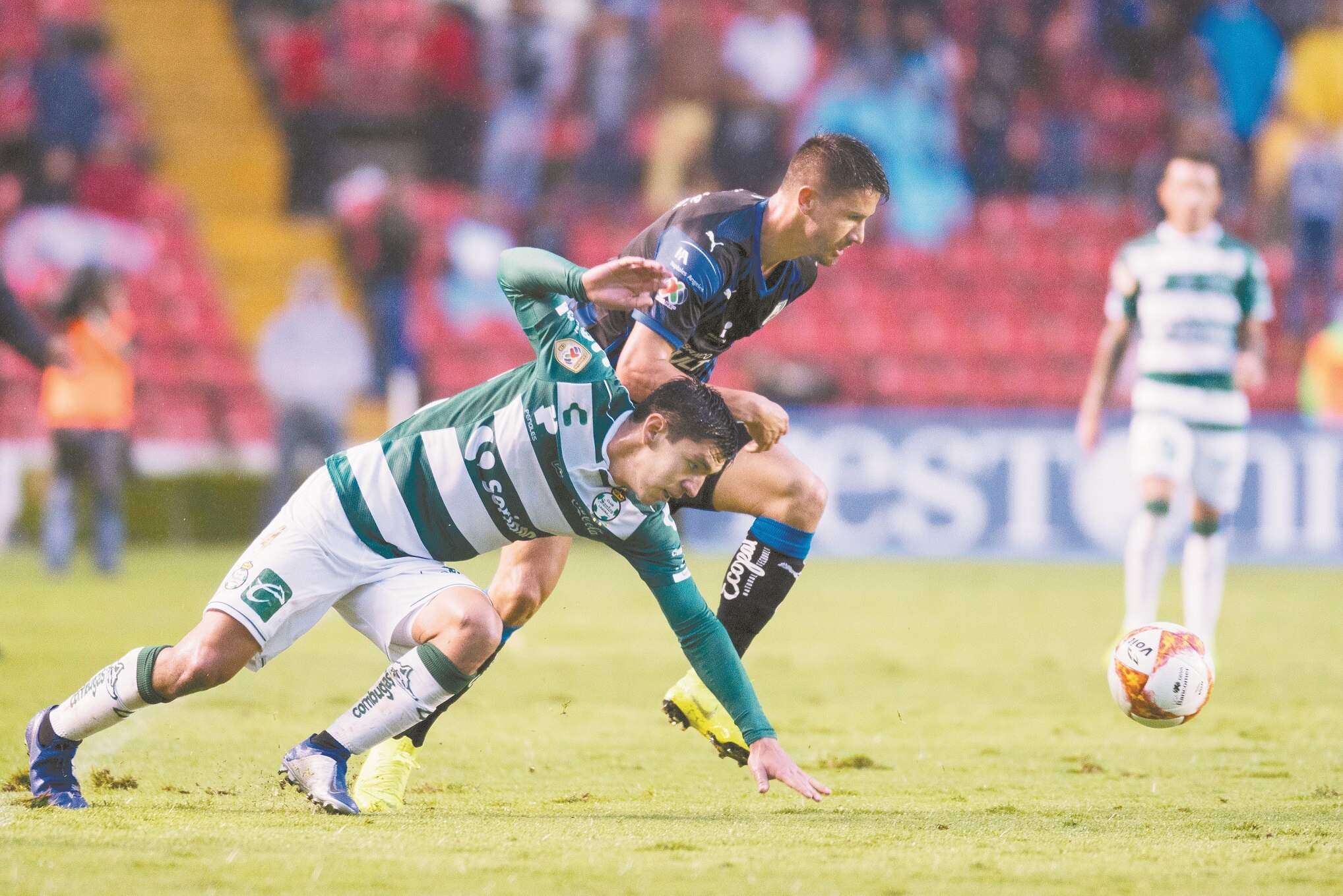 Gallos Blancos siguen en pelea