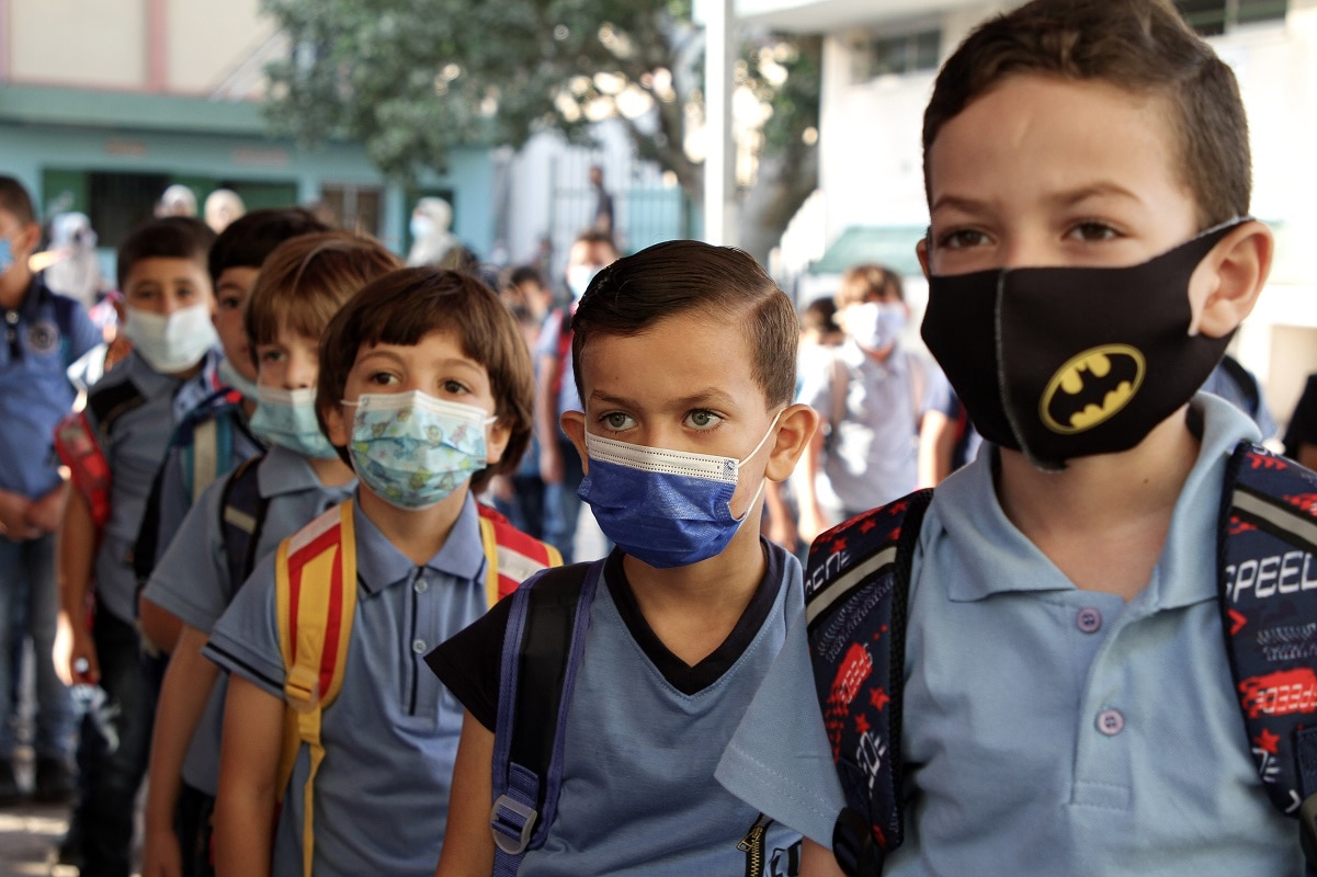 Escuelas privadas podrán decidir regresar o no a clases presenciales