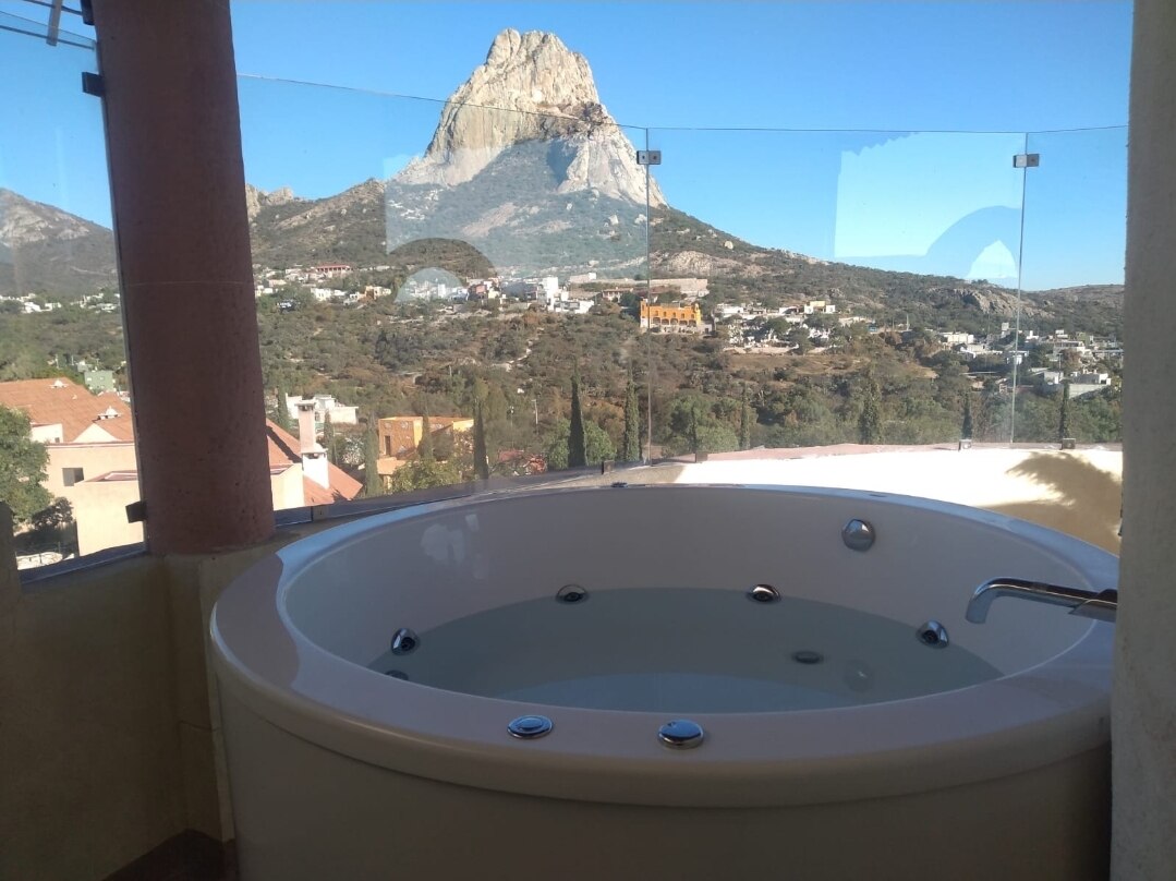 Vista desde las Cabañas. Foto: FB, Cabañas Zidada, Qro.