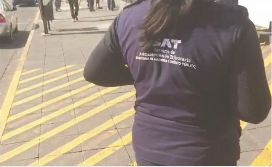 En Los Mochis, Sinaloa, Ana escribió a López Obrador por el despido de su esposo de las oficinas del SAT. Foto: ESPECIAL