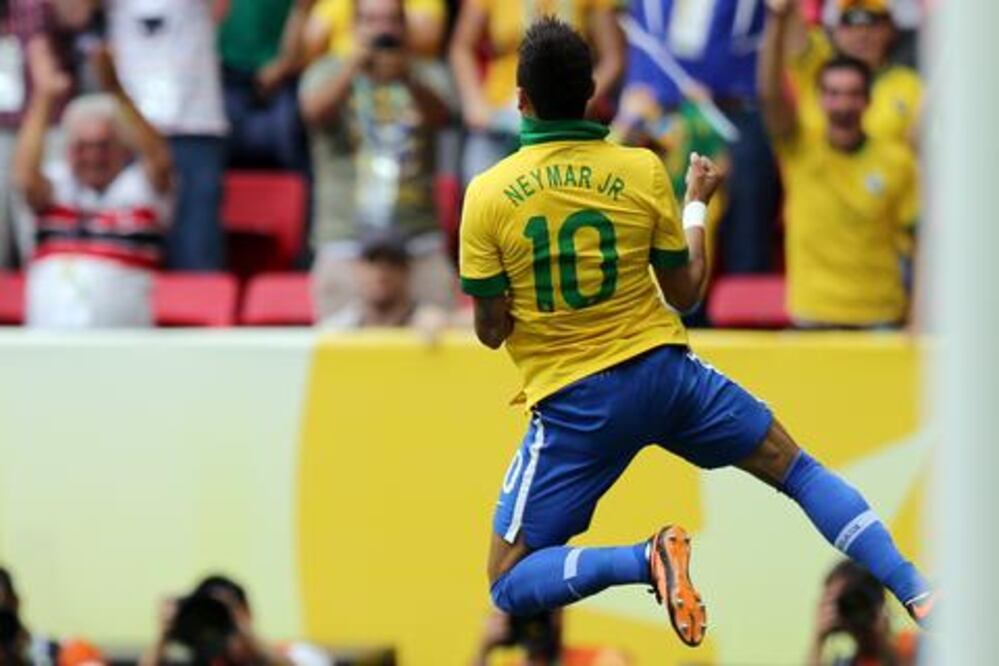 Brasil va con Neymar; México, sin ‘Chícharo’  