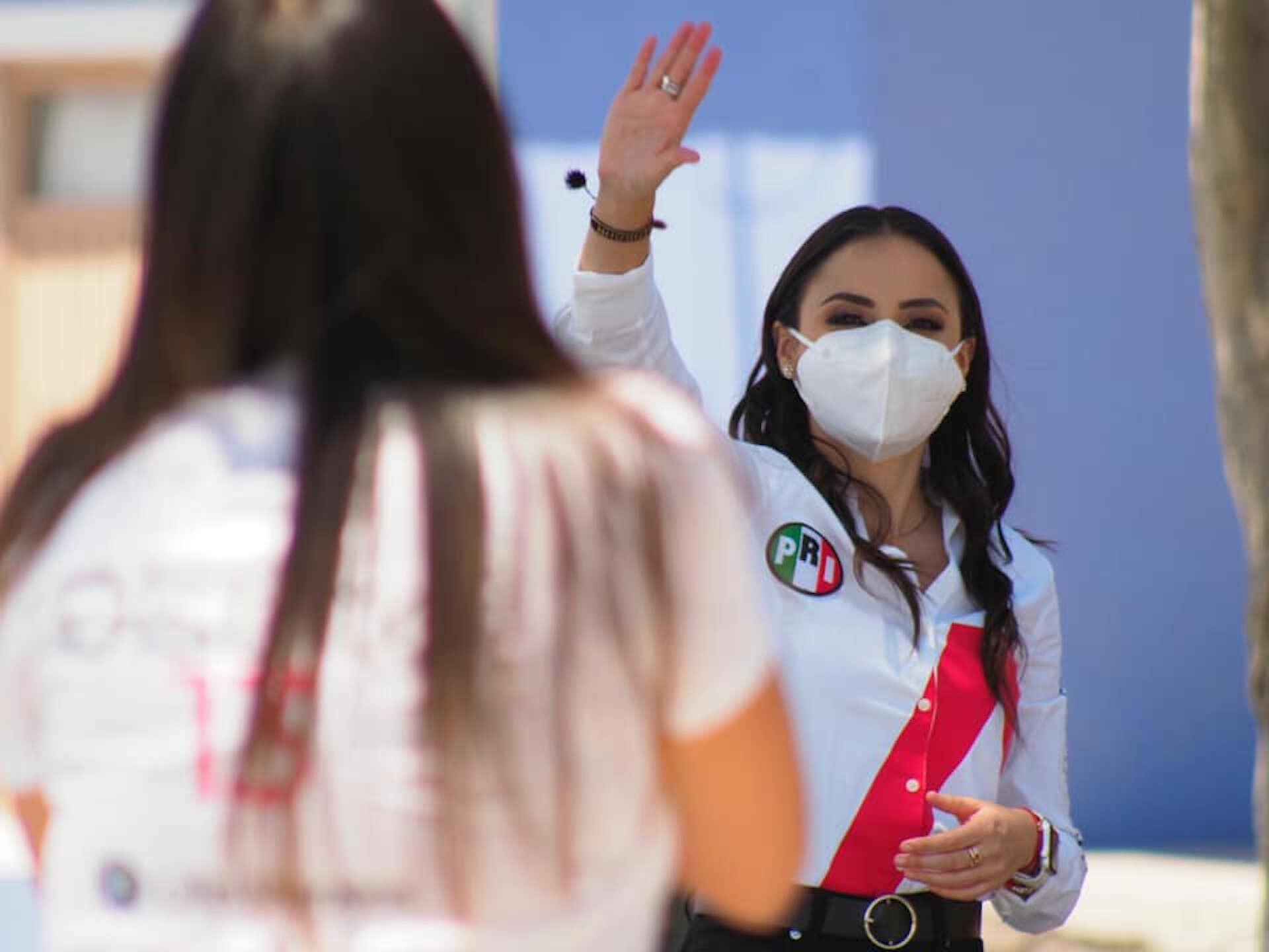 María Alemán denuncia robo de su equipo de cómputo