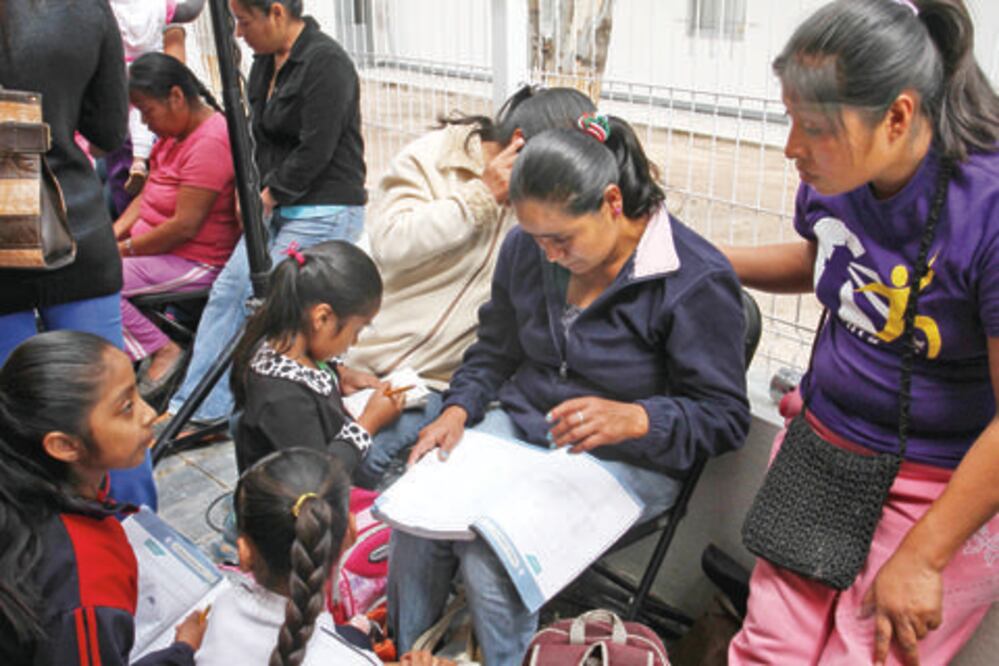 Busca INEA la alfabetización de más de 30 mil queretanos