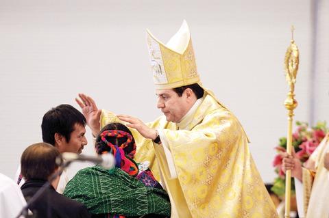 Obispo llama a viajeros a fortalecer fe y valores 