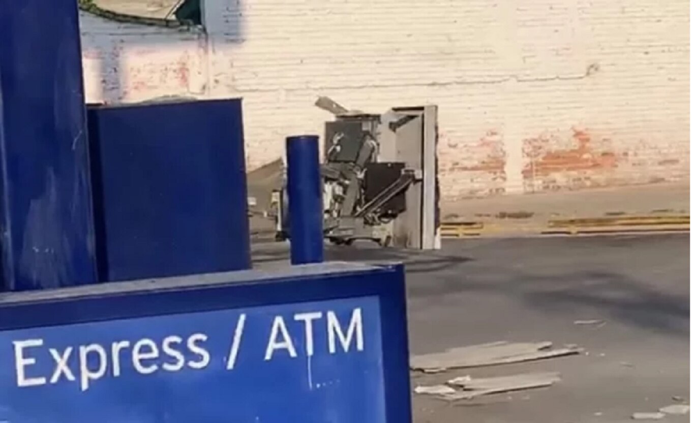 Explotan cajero automático en Irapuato