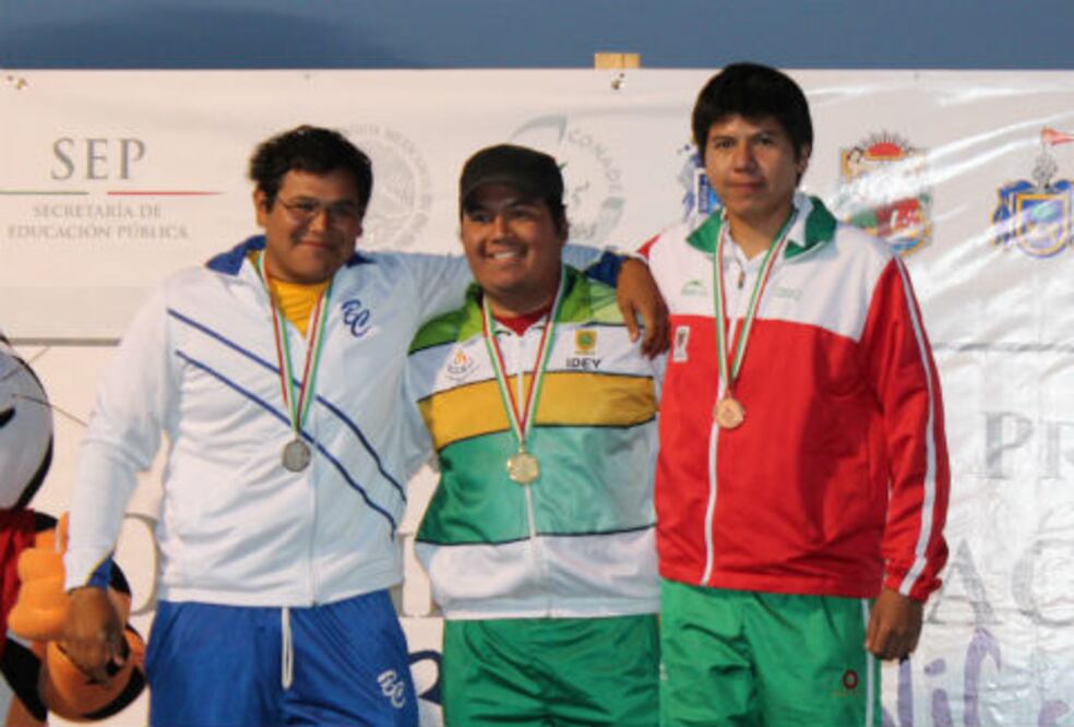 Orlando Uribe saca la casta 