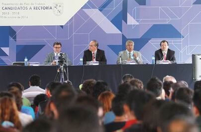 Debaten sobre tecnología