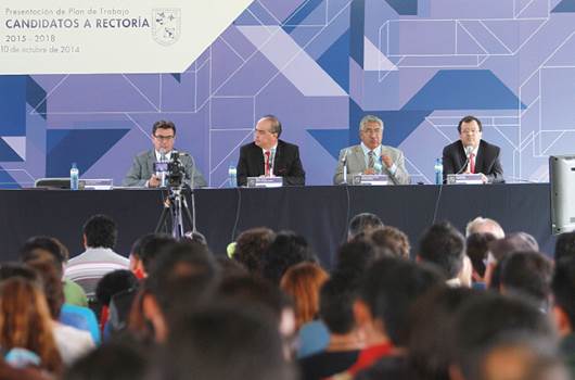 Debaten sobre tecnología