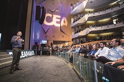 Mauricio Kuri reconoce labor de trabajadores de Aguas