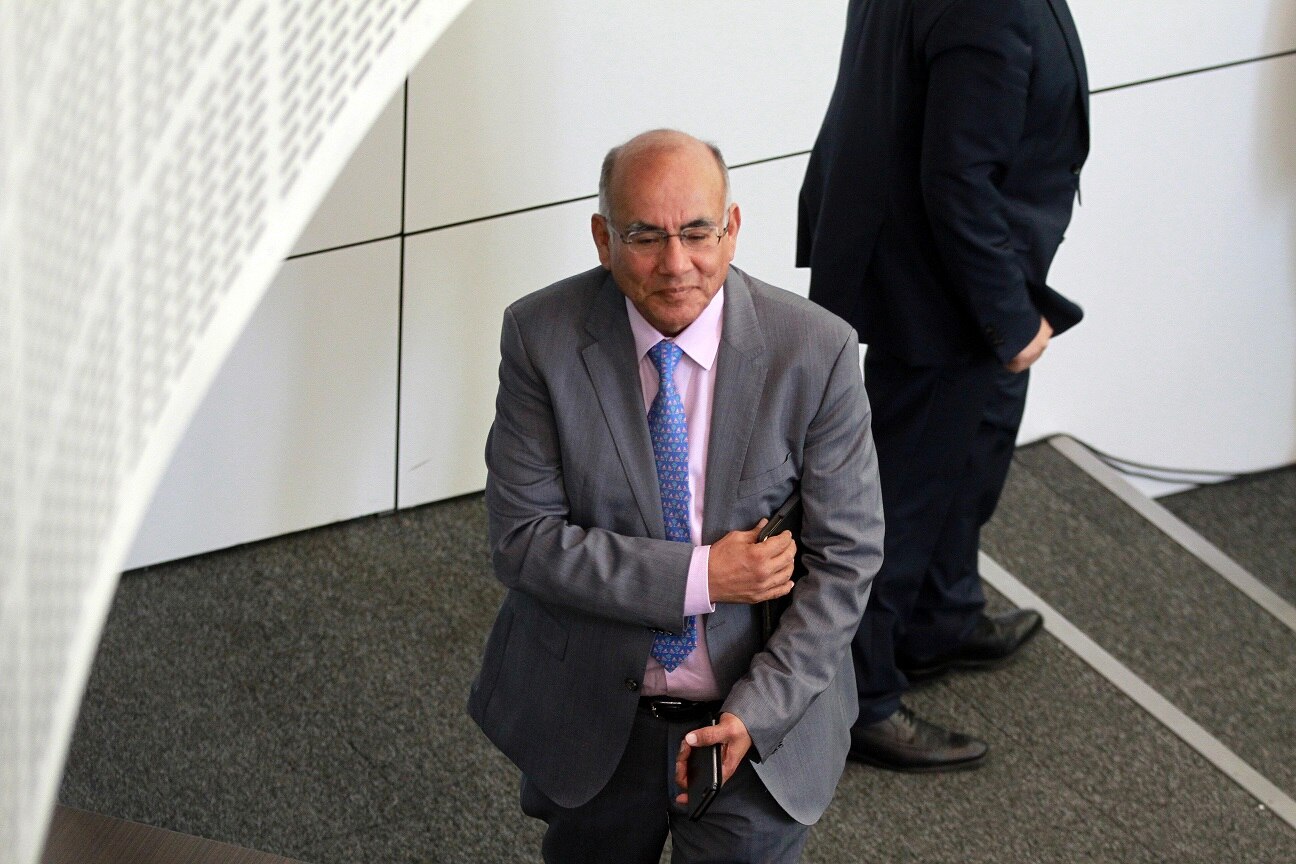 Se hace “bolas” Zapata con penas por robo a transporte