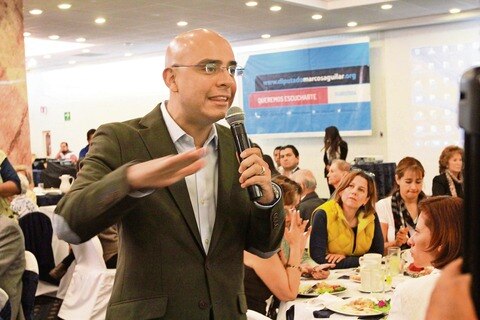 Denuncia Aguilar Vega ‘guerra sucia’