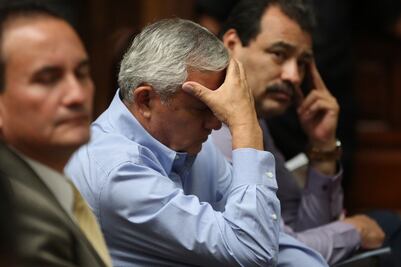 Persiguen escándalos al dueño de Telsusa