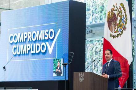 Rinden homenaje a quienes fallecieron por Covid-19, en Querétaro 